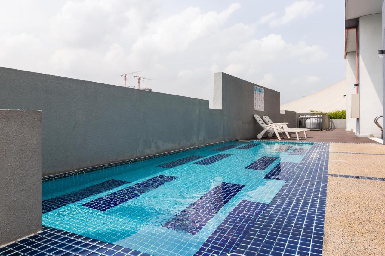 Boulevard Service Apartment Kl By Airhost กัวลาลัมเปอร์ ภายนอก รูปภาพ