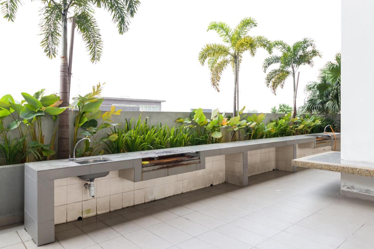 Boulevard Service Apartment Kl By Airhost กัวลาลัมเปอร์ ภายนอก รูปภาพ
